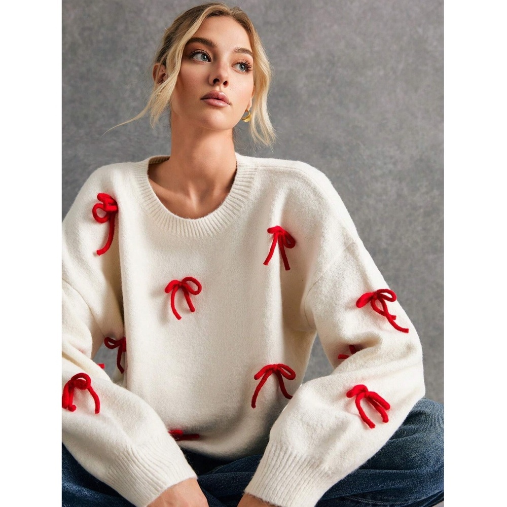 Red Bow Detail Off White Round Neck Oversized Knit Pullover Sweater - Picture 3 of 16